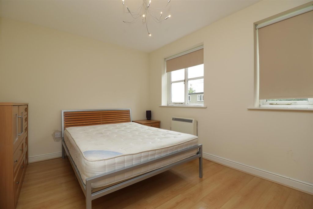 Property photo 3 of 5 Huw01763.Jpg