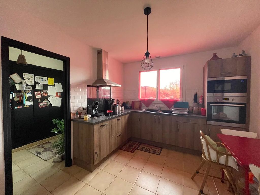 Property photo 2 of 7