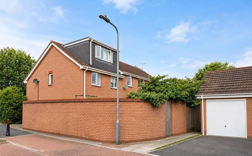 Property photo 3 of 16