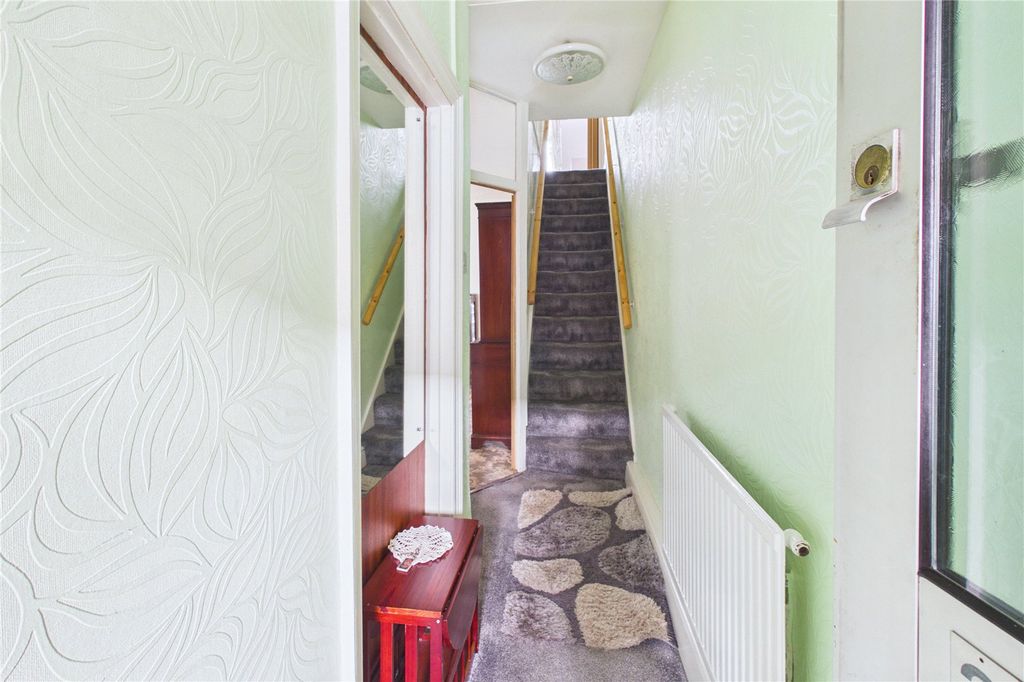 Property photo 2 of 18 Picture No. 16