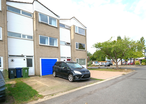 Property photo 1 of 16 Front Aspect