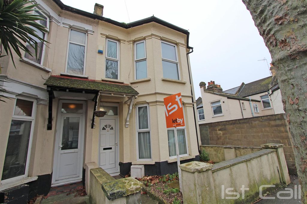 Property photo 1 of 2 Front.Jpg