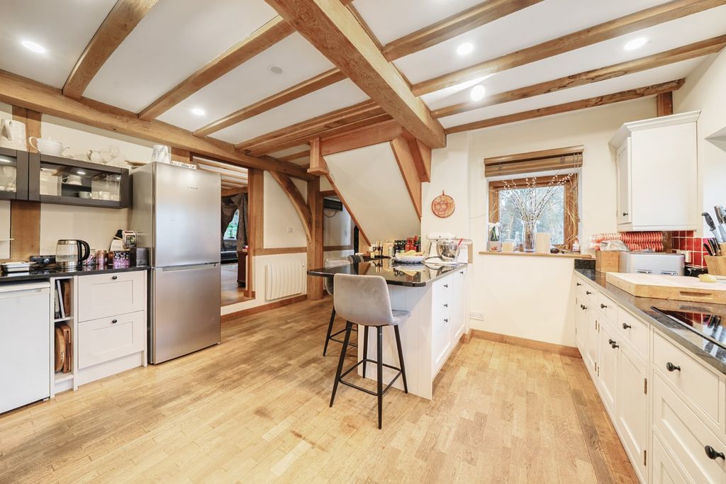 Property photo 3 of 17 Picture No. 23