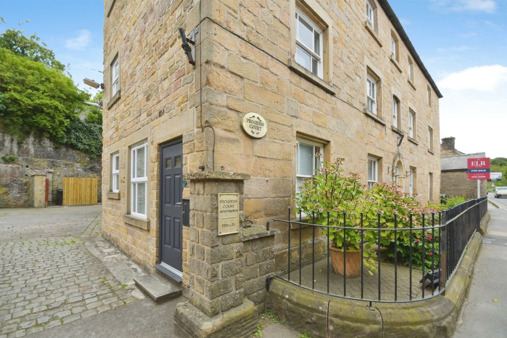Property photo 3 of 11