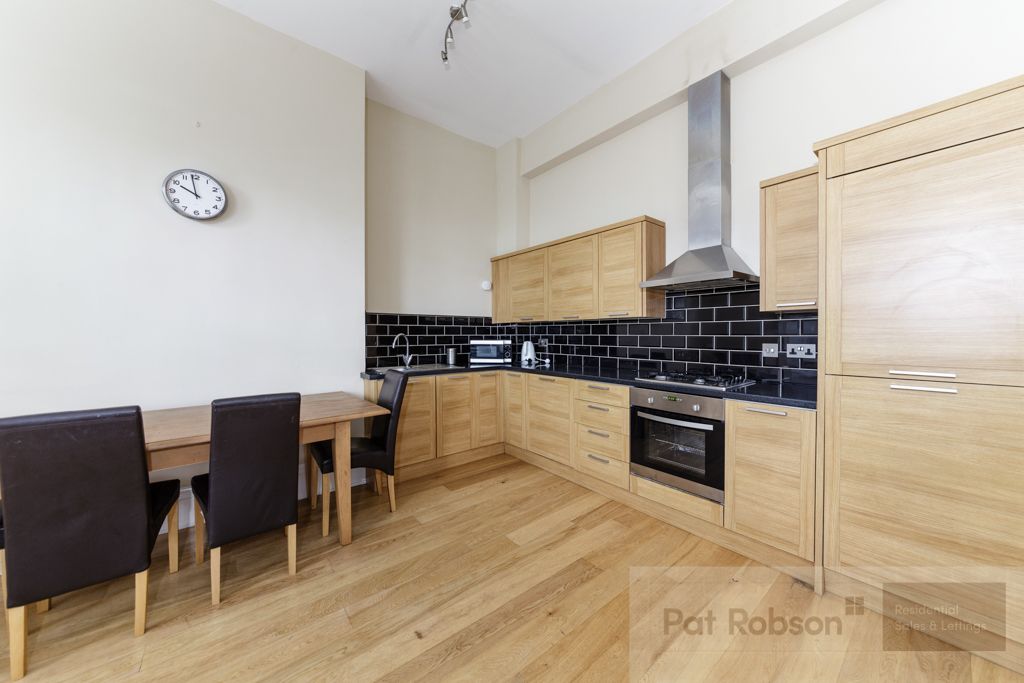 Property photo 2 of 8 Flat 2 Jarico House4