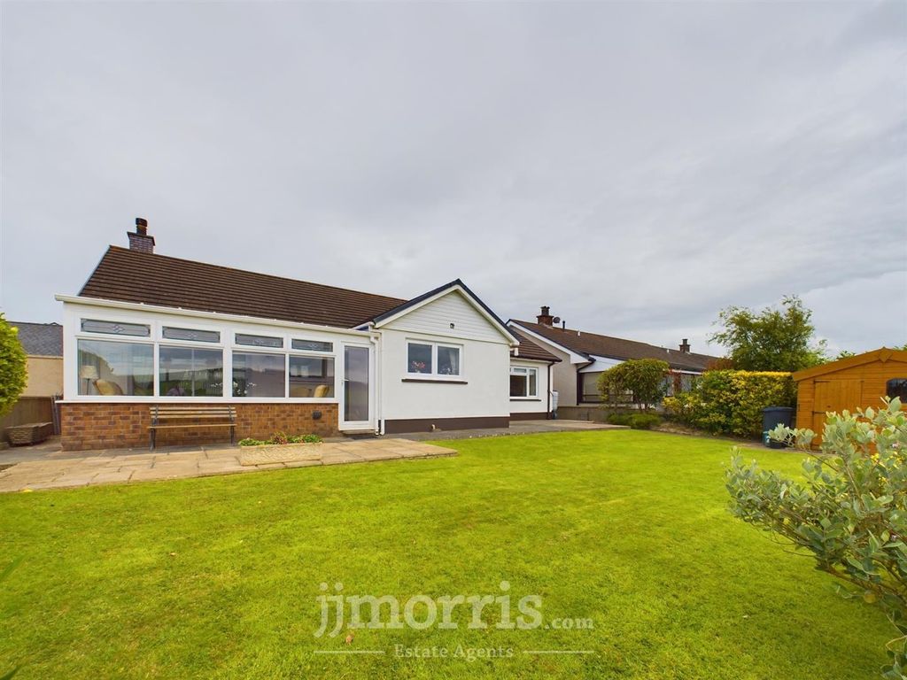 Property photo 3 of 45 Cam03686G0-Pr0122-Still003.Jpg