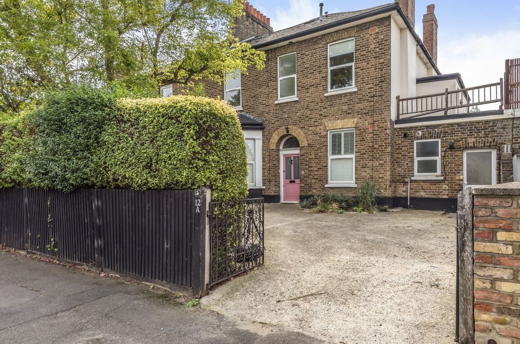 Property photo 1 of 16 Picture No. 01