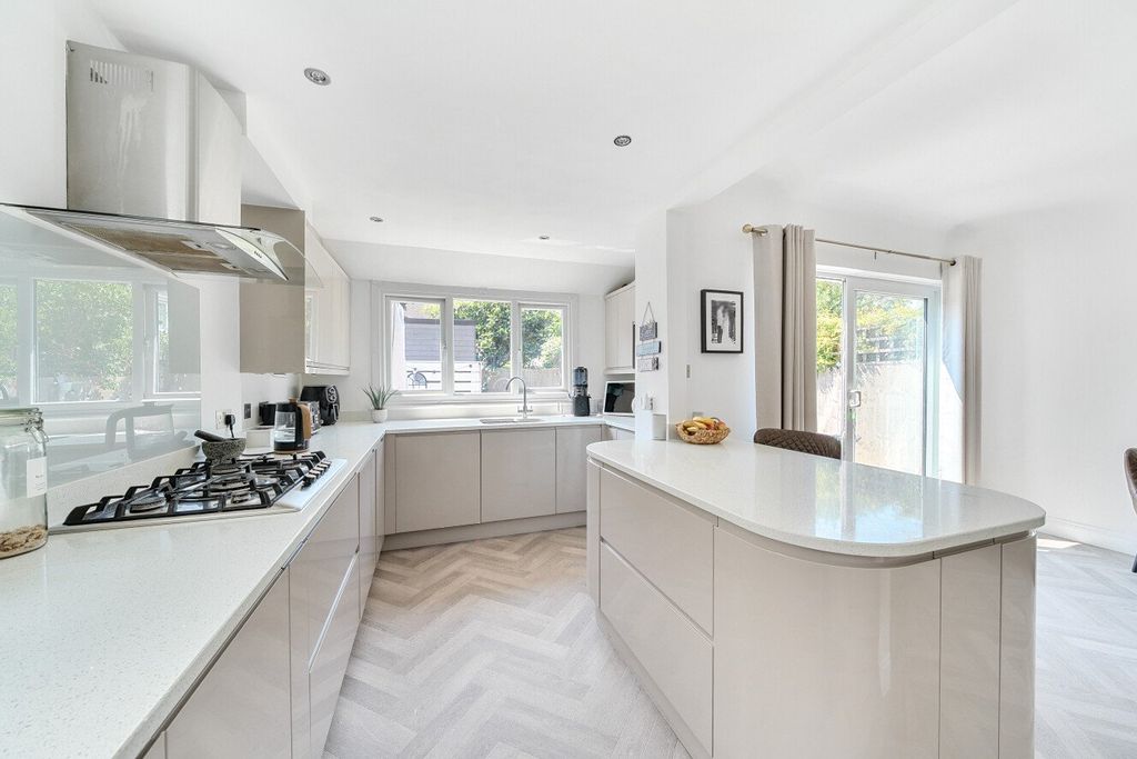 Property photo 1 of 17 Picture No. 03