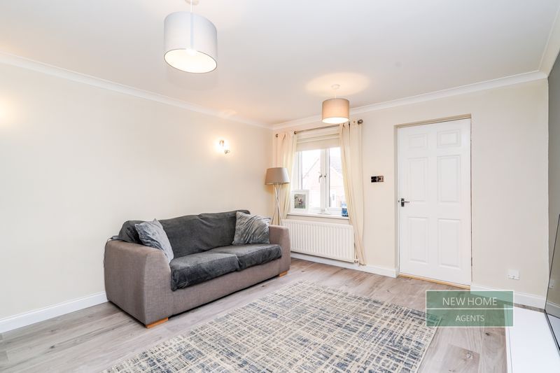Property photo 3 of 13 Photo 11