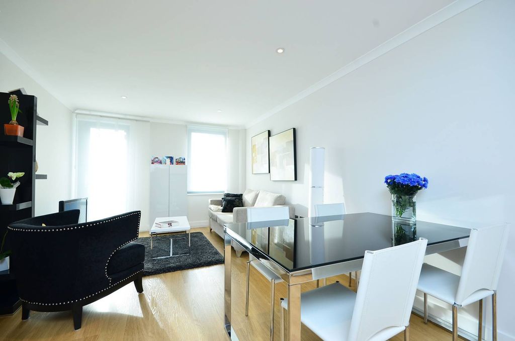 Property photo 1 of 36