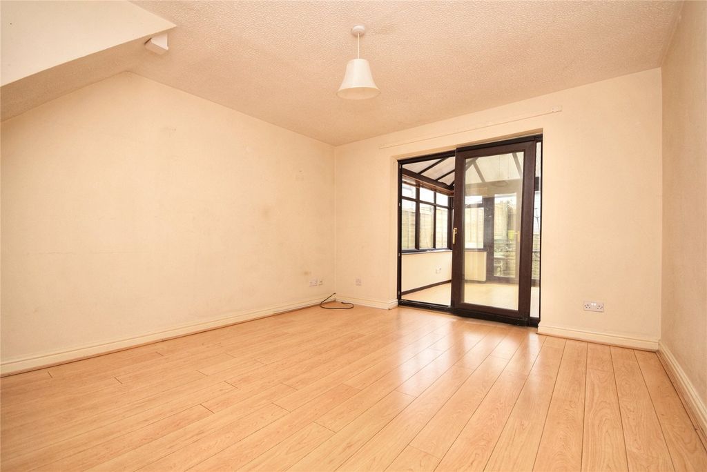 Property photo 2 of 11 Lounge Diner