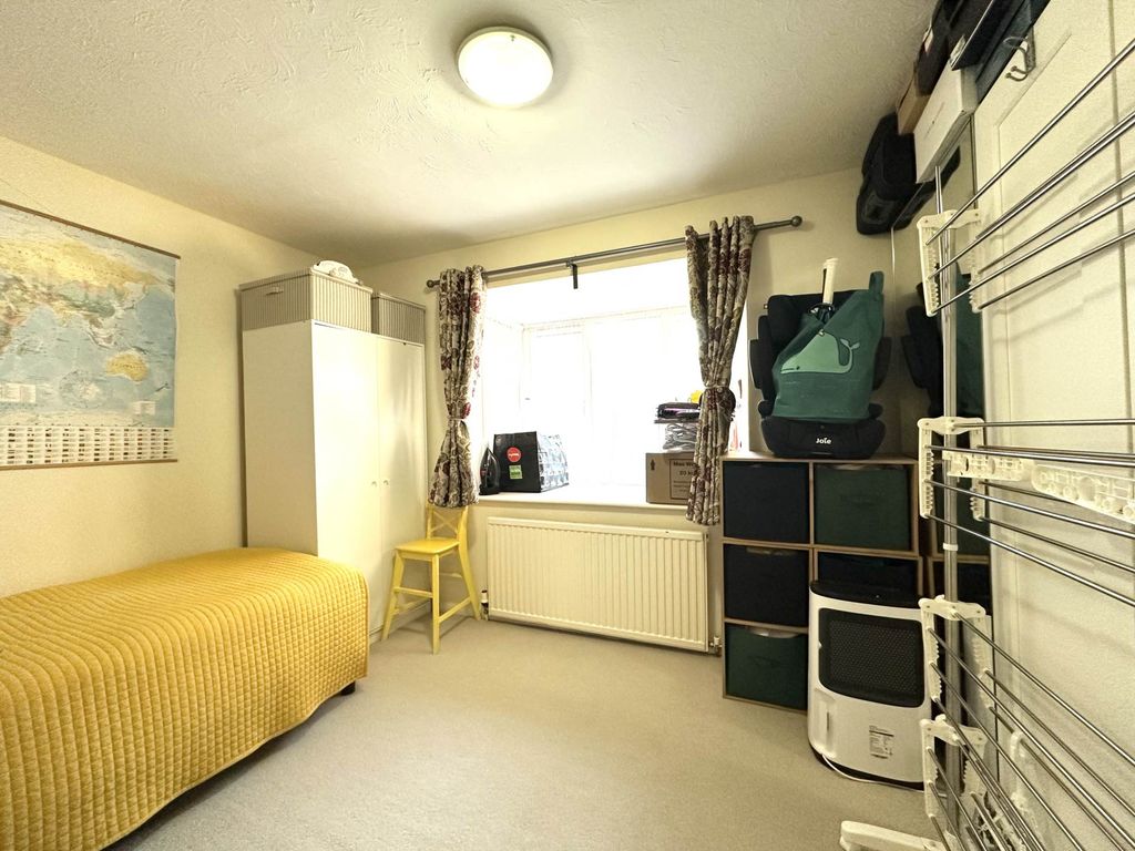 Property photo 3 of 4