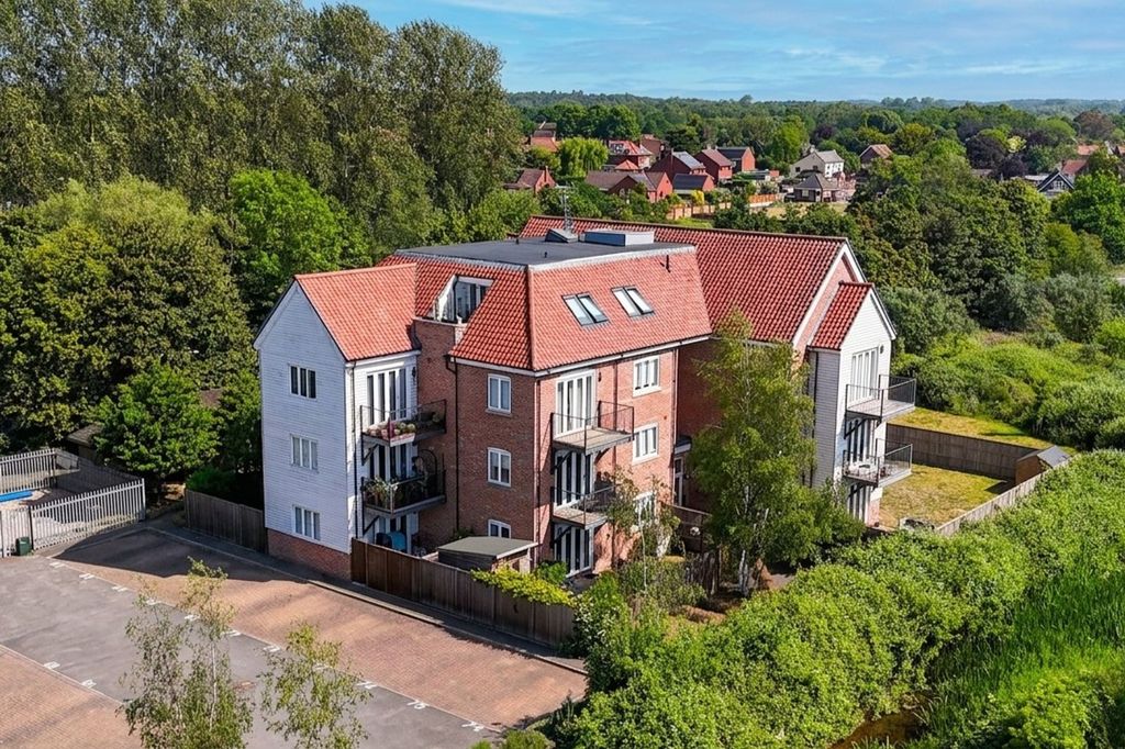 2 bed flat for saleWaterside Drive, Ditchingham, Bungay NR35