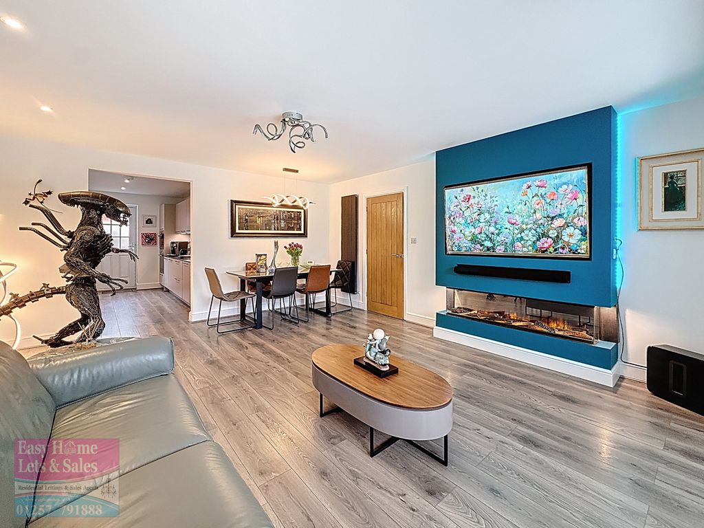 Property photo 3 of 35 Living/Dining/Kitchen