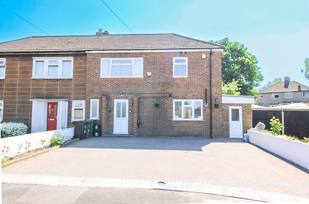 Property photo 1 of 16 Picture No. 21