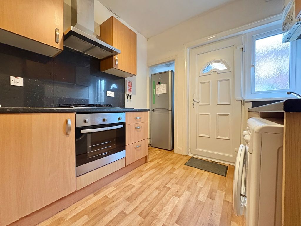 Property photo 3 of 15 Picture No. 31