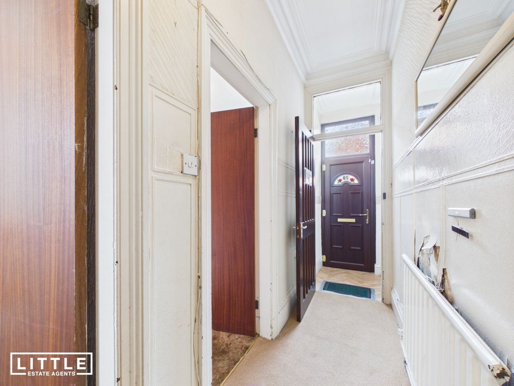 Property photo 2 of 16 Photo 3