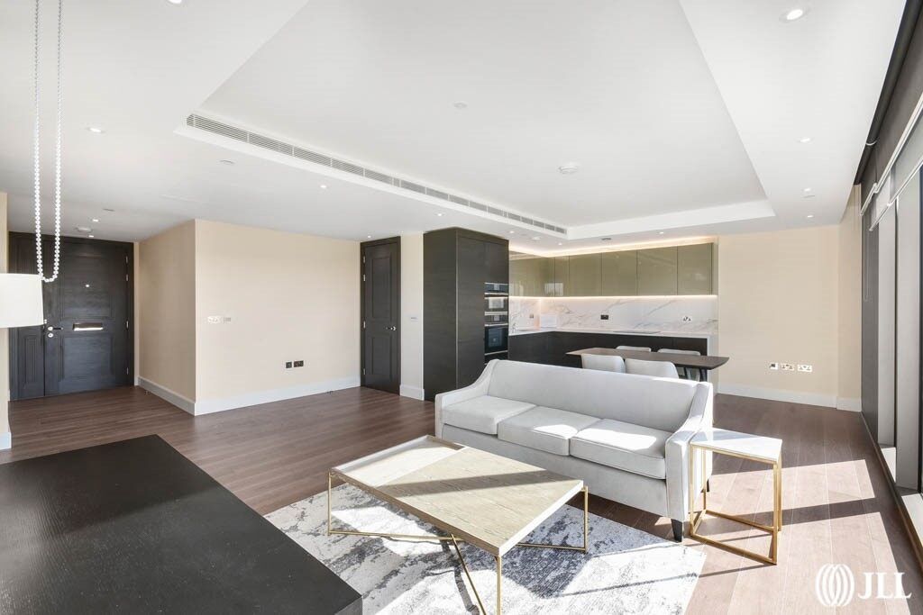 Property photo 1 of 13 Sherrin House