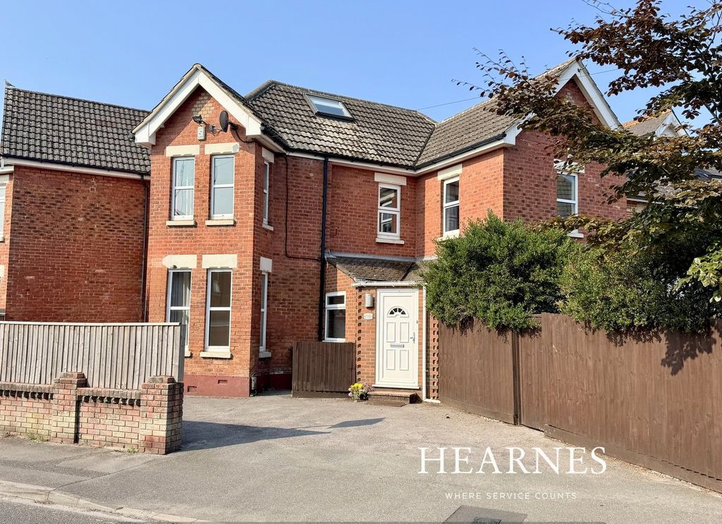 Property photo 1 of 34