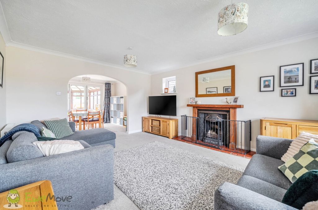 Property photo 2 of 28 Living Room