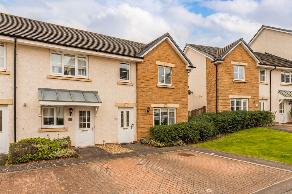 Property photo 1 of 19 Primary Property Image