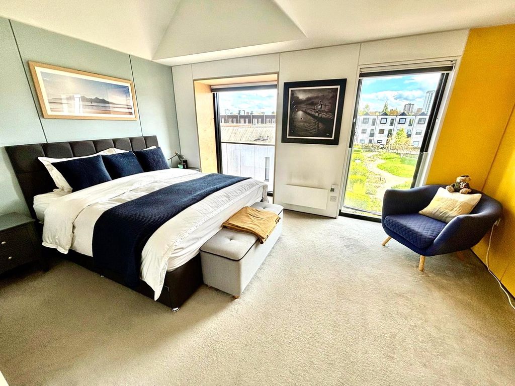 Property photo 3 of 17 Picture No. 16