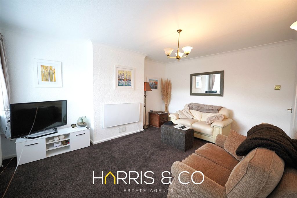 Property photo 2 of 16 Picture No. 35