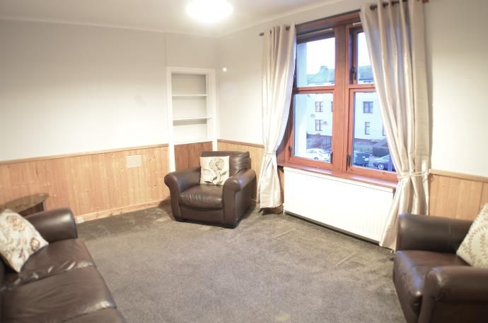 Property photo 3 of 7 Lounge