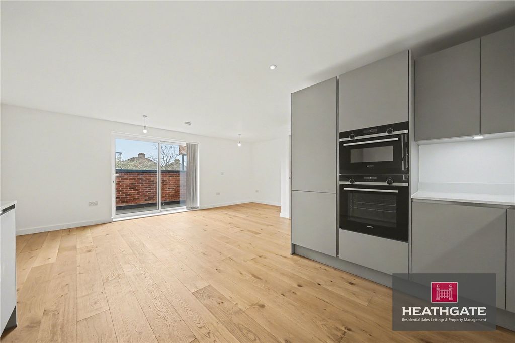 Property photo 1 of 11 Main-Image-471