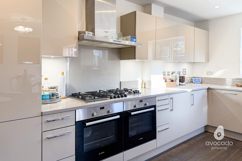 Property photo 3 of 26 5415766