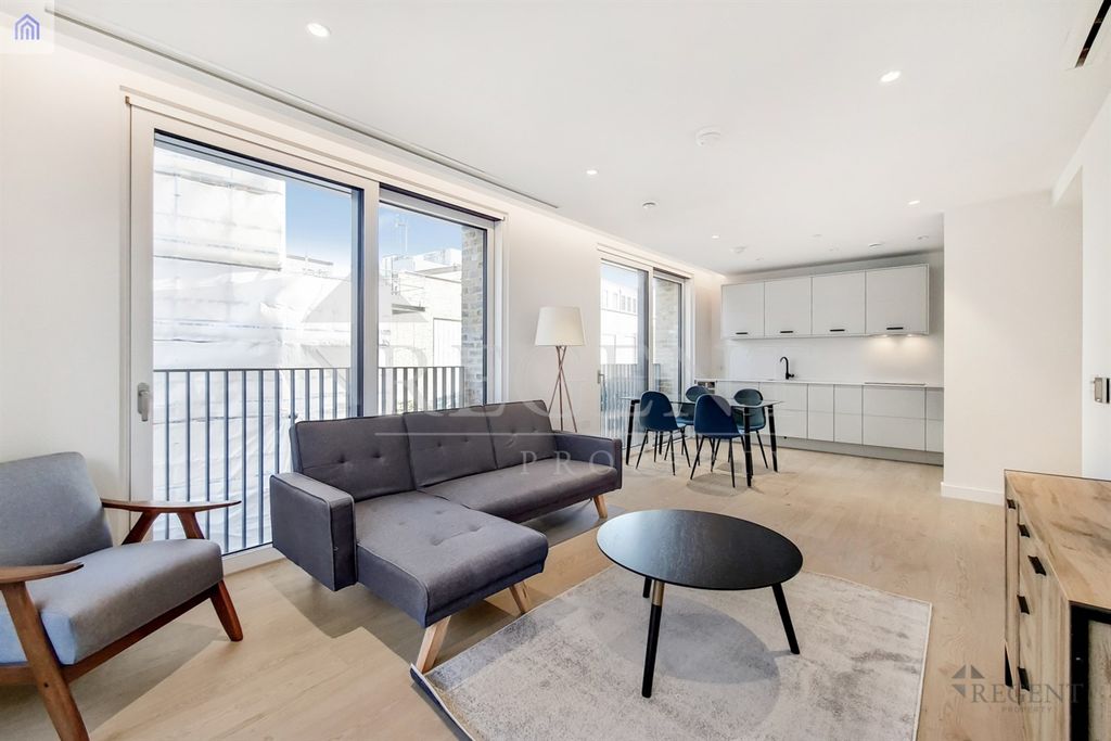 Property photo 1 of 12 Open Plan