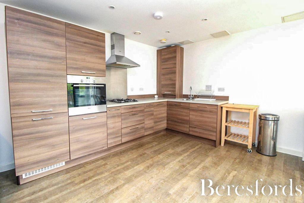Property photo 3 of 11 Picture No. 02