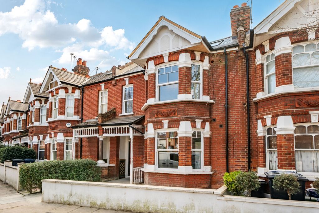 Property photo 1 of 2 External Shot