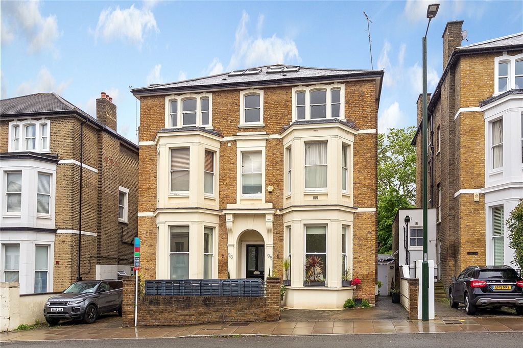 Property photo 2 of 12 Picture No. 13