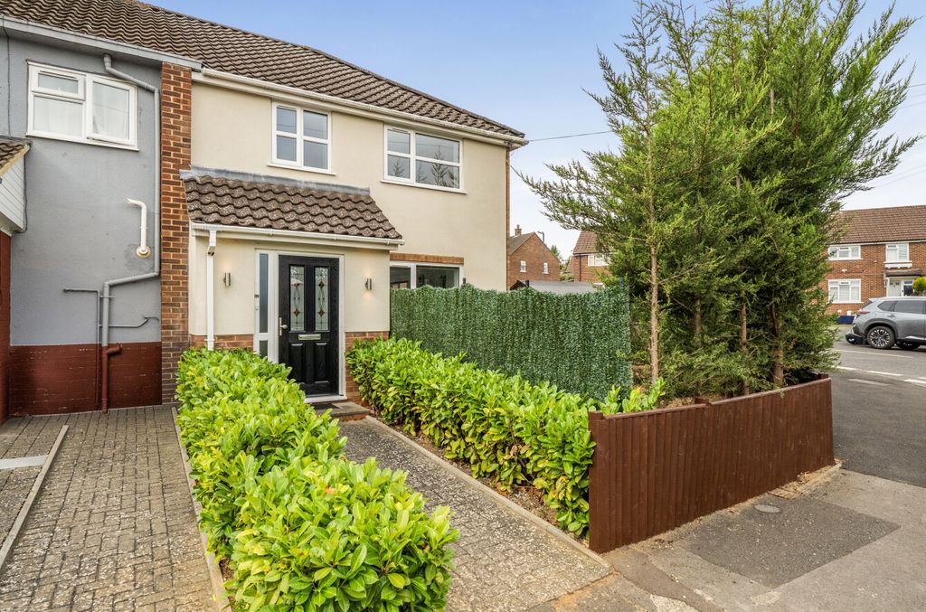 Property photo 1 of 17 1-6A5619d2F3d5A-1...