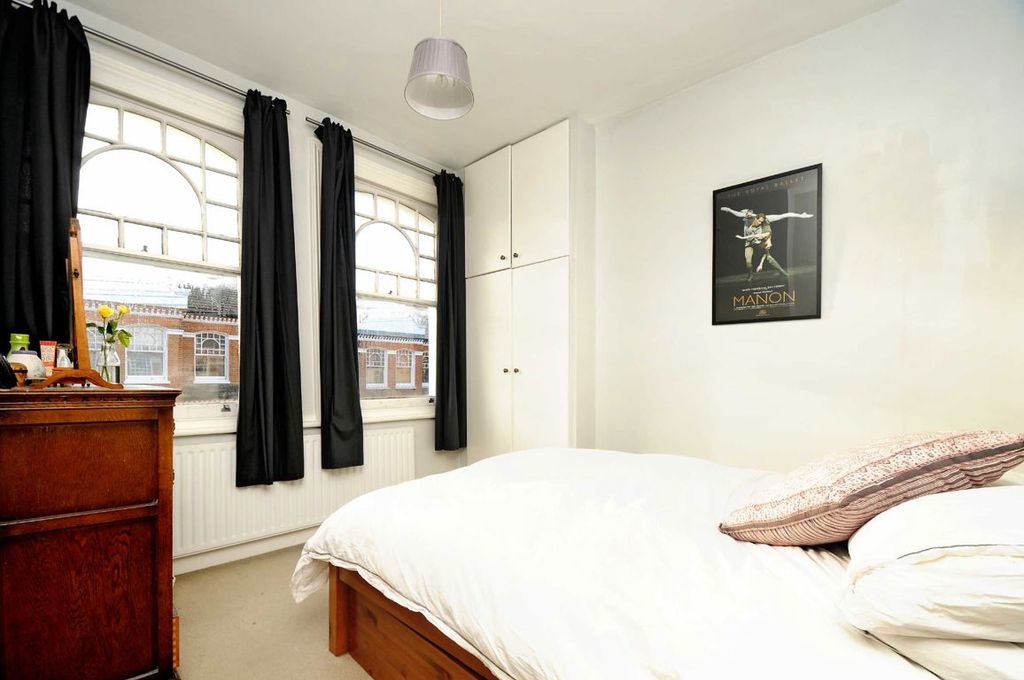 Property photo 3 of 4