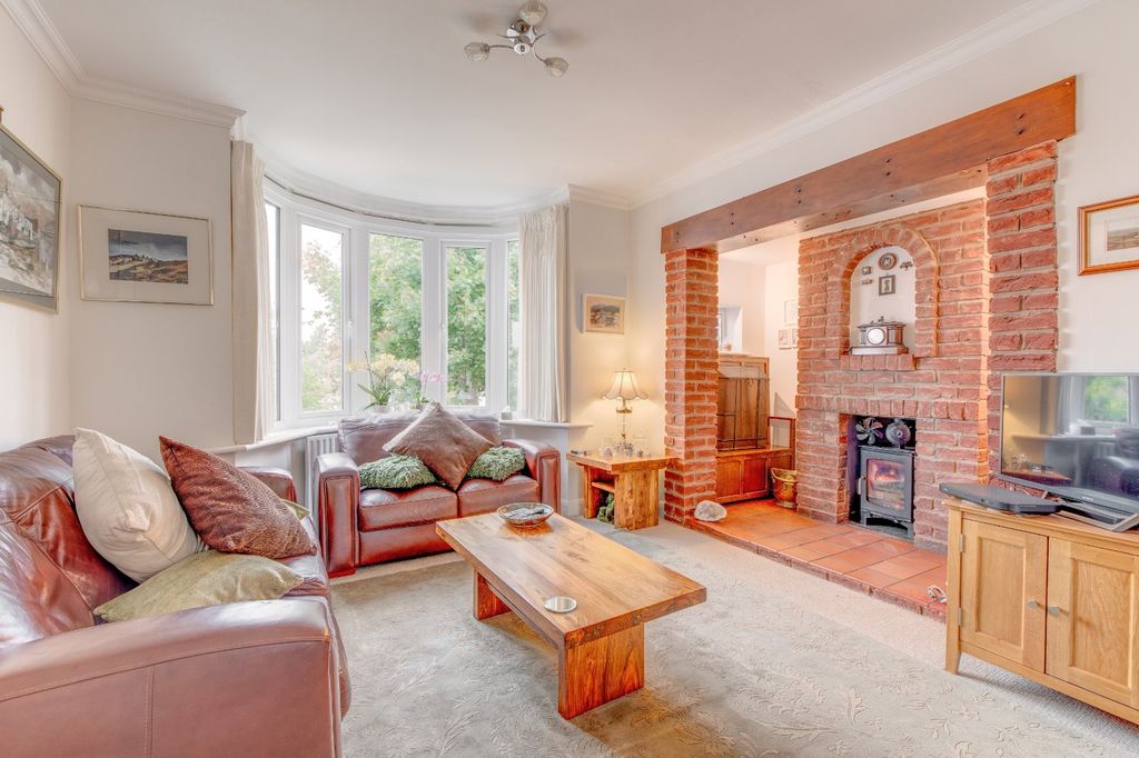 Property photo 3 of 17 Picture No. 16