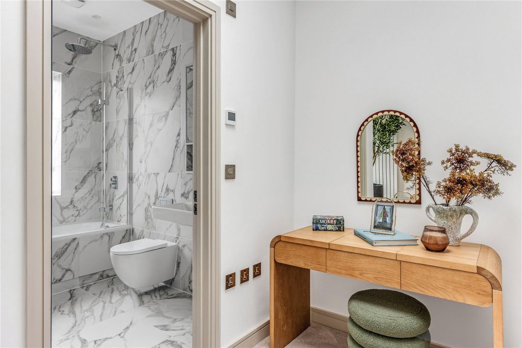 Property photo 2 of 9 Picture No. 03