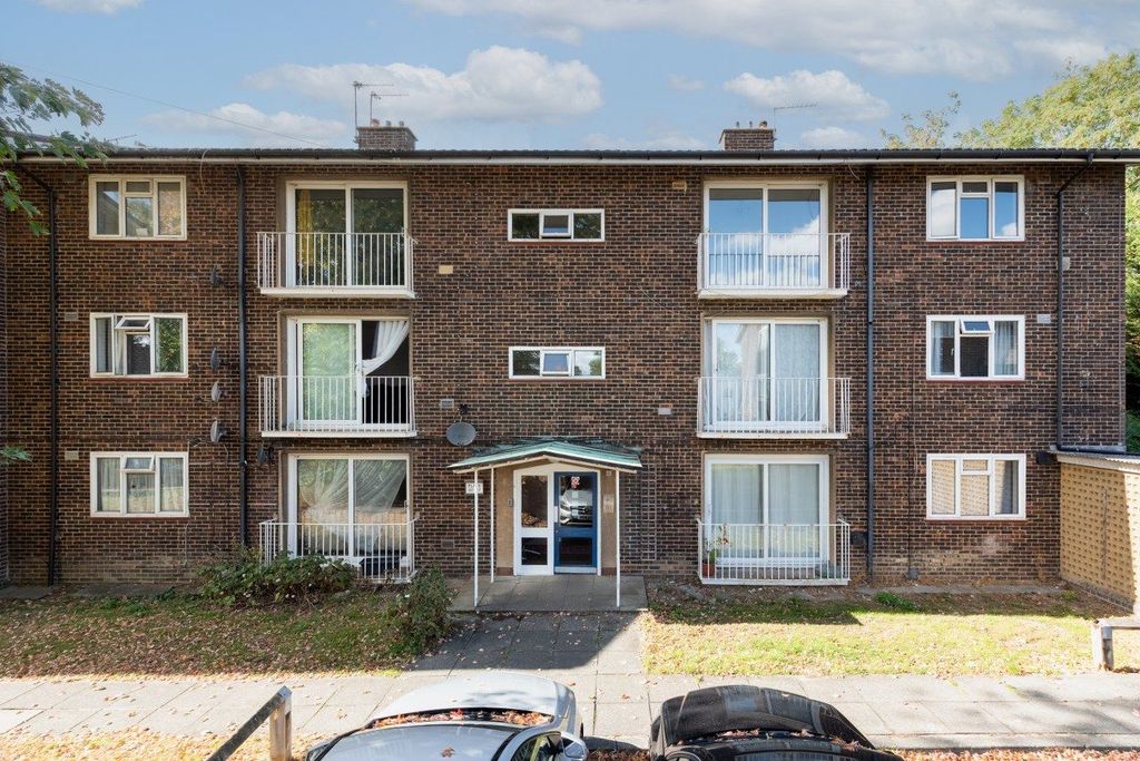 Property photo 1 of 25