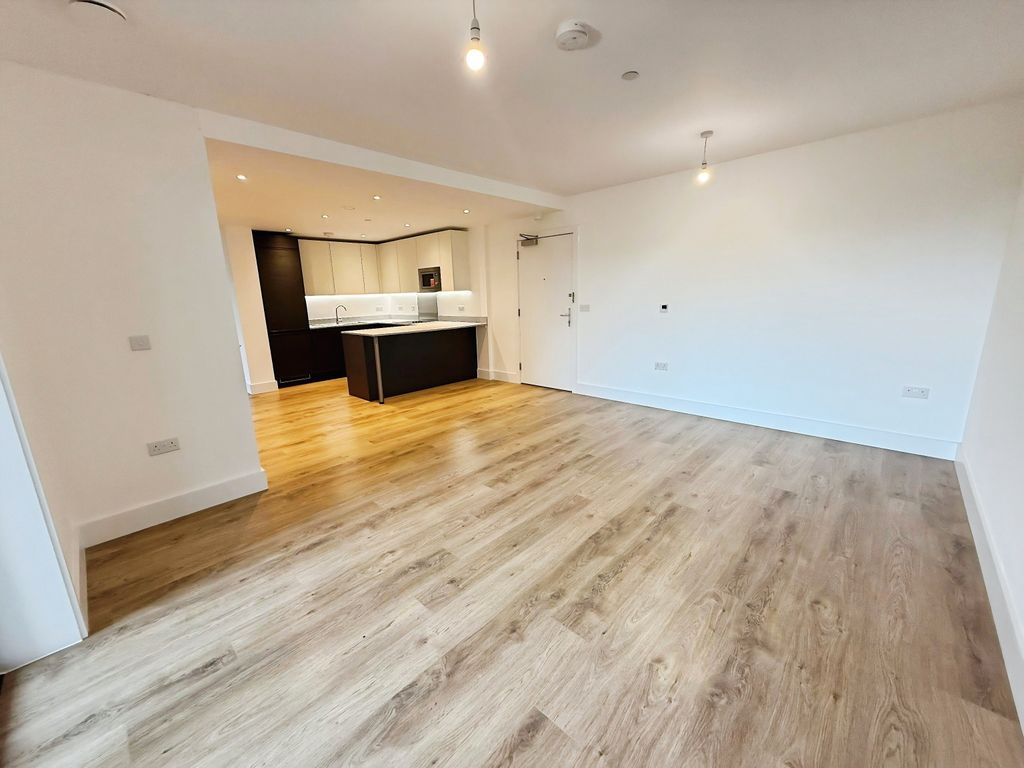 Property photo 2 of 10 Image