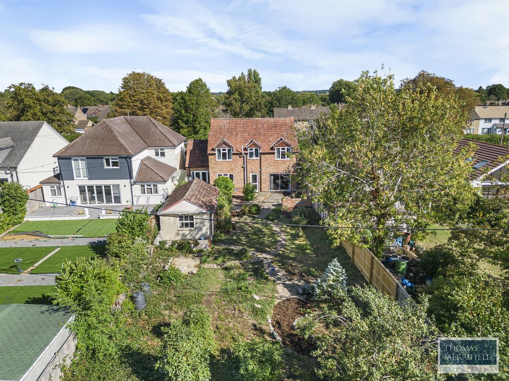 Property photo 3 of 22