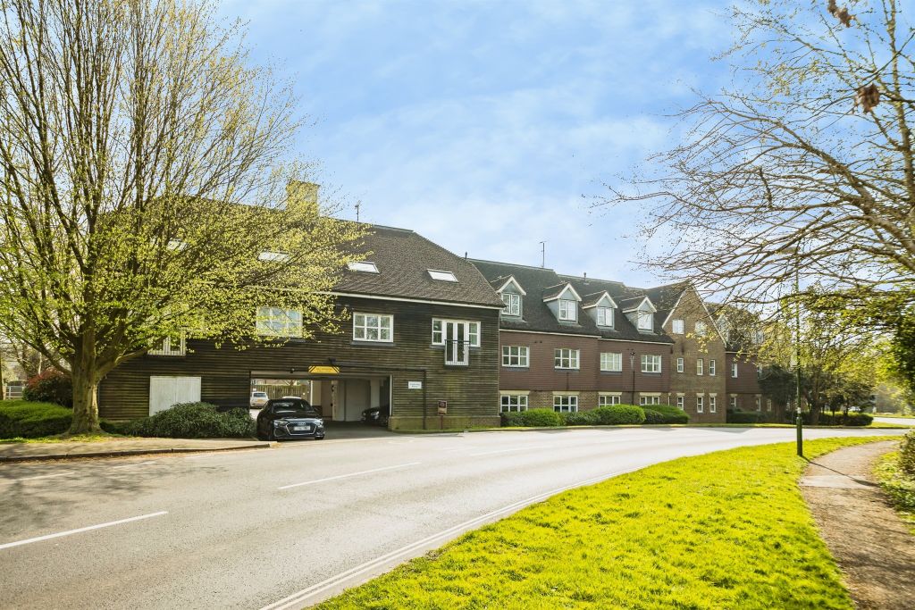 Property photo 1 of 13