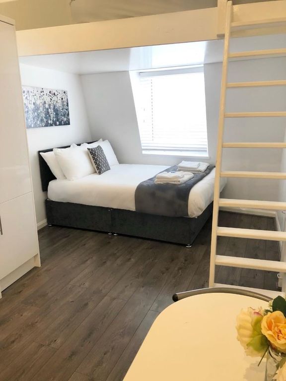 Property photo 1 of 13 50E0c6d1Fc03Fb5Ca8343dc46F5A279B95959A5De993Aa7980