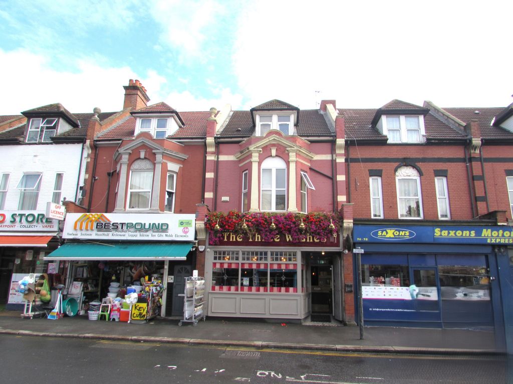 Property photo 1 of 8 High Street, Harrow Wealdstone, Middlesex Ha3