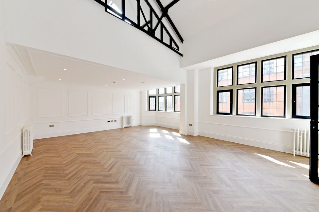 Property photo 1 of 47 Picture No. 64