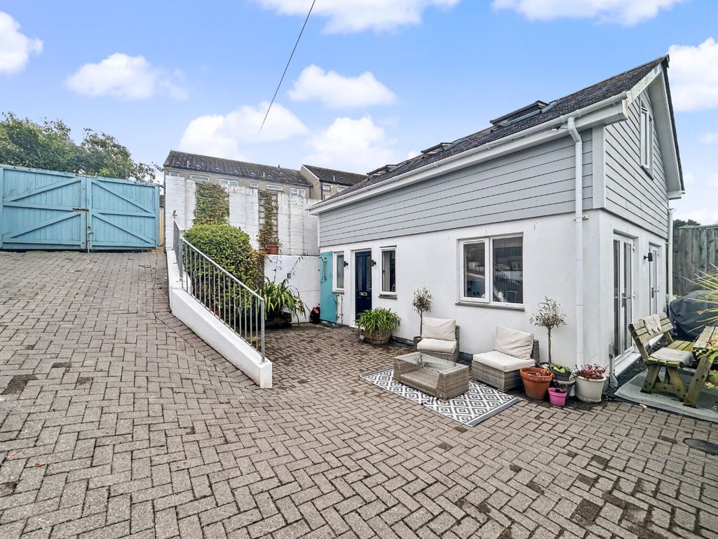 Property photo 1 of 13 5392900