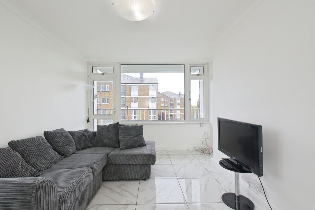 Property photo 2 of 18 Img_3917