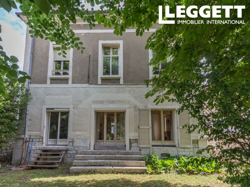 Property photo 2 of 10