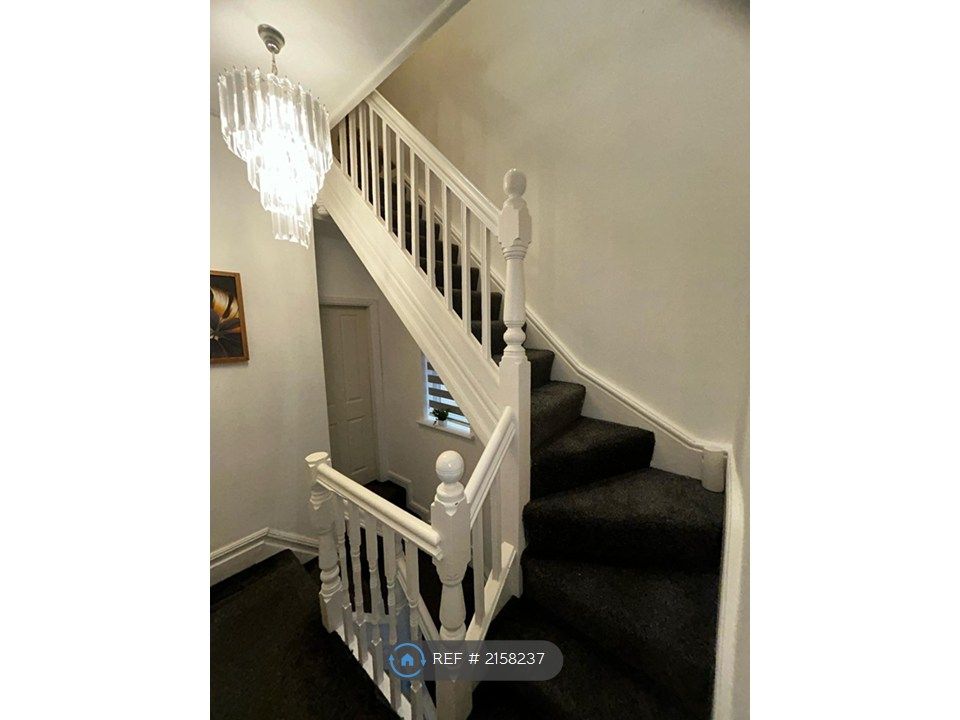 Property photo 2 of 31 Stairs