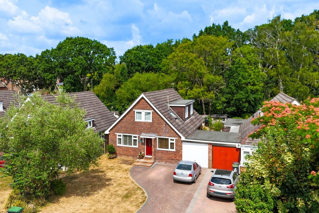 Property photo 1 of 19
